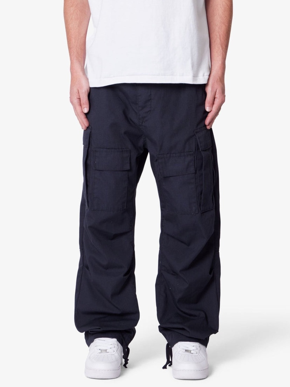 MNML / Men's Black Ultra Baggy Cargo Pants / NWT / 30 / inseam 33”